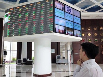 Giao dịch trên HOSE lại lỗi khi tổng giá trị giao dịch vào khu vực 14.000 tỷ đồng?