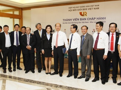 Đánh giá thị trường giao dịch bất động sản 2016 và xu thế 2017
