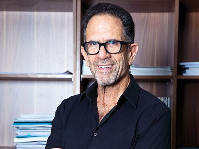 Tỷ phú Israel: Tôi đầu tư theo trực giác