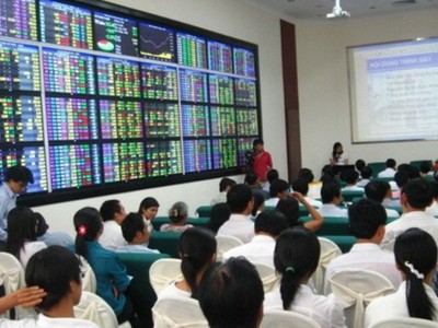 Sự kiện chứng khoán đáng chú ý ngày 1/12