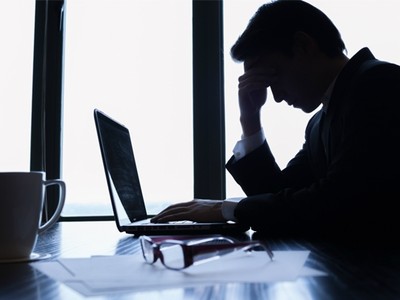 25 dấu hiệu cho thấy bạn đang kiệt sức vì công việc