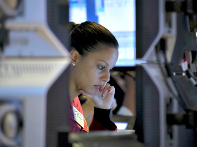 Khối ngoại tiếp tục bán ròng hơn 100 tỷ đồng cổ phiếu NVL trong phiên 14/3