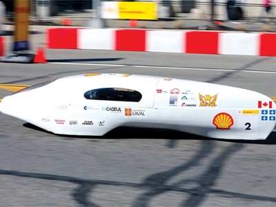 Mẫu xe chạy 700km chỉ tốn 1 lít xăng