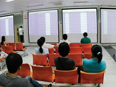 Ngày 20/6, VietinbankSC (CTS) chào sàn HOSE với giá tham chiếu 10.950 đồng/CP