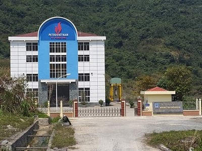 Thủy điện Quế Phong (QPH): Tổng giám đốc và tổ chức có liên quan đua nhau gom cổ phiếu