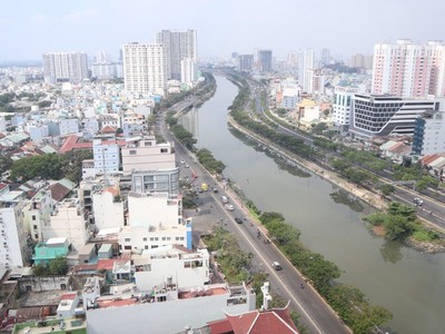 Quỹ đất tại TP.HCM cạn kiệt tạo nên một làn sóng dịch chuyển ra các tỉnh lân cận