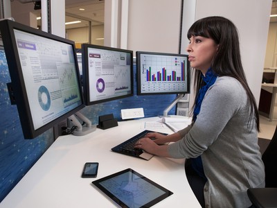 Khối ngoại tiếp tục gom mạnh VCI, tập trung bán bluechip trong phiên 26/9