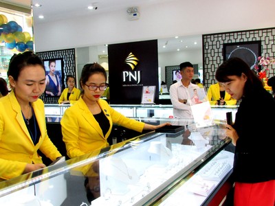 Tháng 10, PNJ đạt 129 tỷ đồng lợi nhuận sau thuế, mở mới 28 cửa hàng