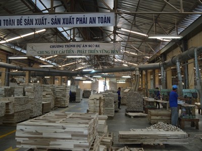 Gỗ Thuận An (GTA): Vợ sếp lớn bị phạt 55 triệu đồng vì giao dịch chui