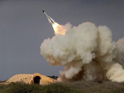 Rạng sáng ngày 8/1, Iran đã nã ít nhất 9 quả rocket vào căn cứ không quân Mỹ ở Iraq càng khẳng định hơn về sự bất ổn ở khu vực Trung Đông.