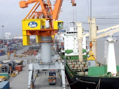 Xếp dỡ Tân Cảng (TCL) chốt danh sách cổ đông trả cổ tức 30% bằng tiền mặt