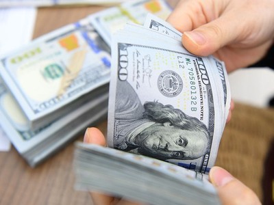 Thanh khoản ngoại tệ có xu hướng thu hẹp 