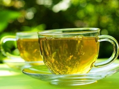 Dược liệu và Thực phẩm Việt Nam (VHE): Lãnh đạo và người nhà đua nhau thoái vốn