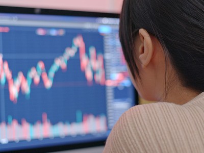 Góc nhìn kỹ thuật phiên giao dịch chứng khoán ngày 15/5: VN-Index có thể tiếp tục quán tính tăng điểm