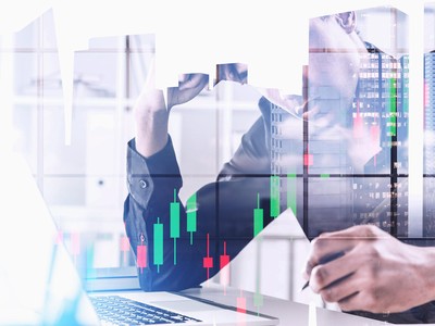 Dòng tiền vẫn ưu ái nhóm ngân hàng, VN-Index giữ sắc xanh nhạt về cuối phiên