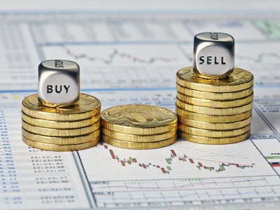 Xây dựng Hội An (DIH): Giá cổ phiếu tăng vọt, lãnh đạo và người nhà đua nhau thoái vốn