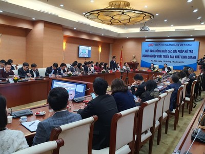 16 ngân hàng cam kết giảm tiền lãi khoảng 3.500 tỷ đồng, với mức lãi suất giảm từ 0,5 - 3%/năm