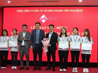 SCIC trao học bổng nâng bước tài năng trẻ năm 2023