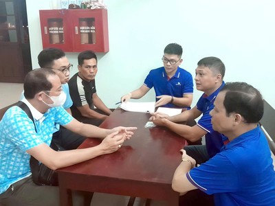 Đại diện bảo hiểm GIC thăm hỏi, làm việc với gia đình người gặp nạn