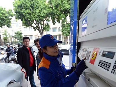 Xăng, dầu đồng loạt tăng giá từ 15h hôm nay