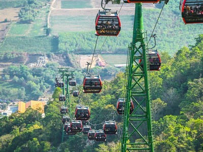 Khu du lịch Núi Bà Đen tạm dừng đón khách vì Covid-19