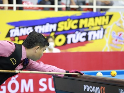 Number 1 tiếp sức 64 cơ thủ tranh tài giải Billiards Carom 3 băng quốc tế Bình Dương lần thứ X