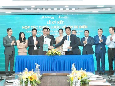 Tập đoàn Sơn Hà và VinES ký kết hợp tác toàn diện về pin xe điện.