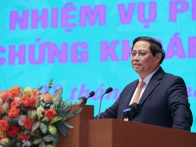 Thủ tướng Chính phủ Phạm Minh Chính phát biểu kết luận tại Hội nghị triển khai nhiệm vụ phát triển thị trường chứng khoán (TTCK) năm 2024. Ảnh VGP
