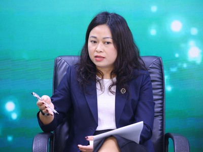 Bà Phạm Thị Thuỳ Linh, Phó Vụ trưởng Vụ Phát triển thị trường UBCKNN. Ảnh Dũng Minh