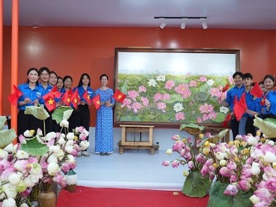 Lễ hội Sen Hà Nội nhằm quảng bá, tôn vinh những nét đẹp, giá trị văn hóa Hà Nội.