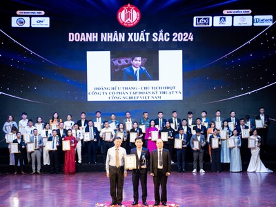Ông Hoàng Hữu Thắng, Chủ tịch HĐQT Intech Group được bình chọn vào Top 5 Doanh nhân xuất sắc nhất 2024.
