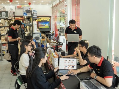 Cách các ông lớn bán lẻ tăng tốc trong quý IV/2024