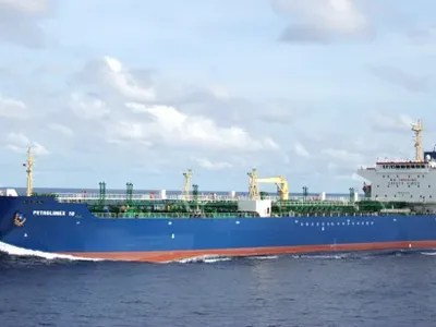 Xăng dầu đường thủy Petrolimex (PJT) mục tiêu lợi nhuận giảm, chi trả cổ tức 6% bằng tiền mặt