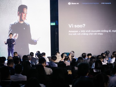 Ông Phạm Kim Hùng, Nhà sáng lập, Chủ tịch HĐQT Base.vn chia sẻ tại sự kiện.