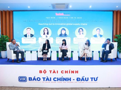 Phiên thảo luận "Lực đẩy chính sách" trong khuôn khổ toạ đàm "Kết nối doanh nghiệp Việt trong chuỗi cung ứng toàn cầu". Ảnh Chí Cường.