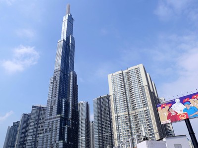 Giá thuê văn phòng trong khu vực trung tâm cao và diện tích trống ngày càng thấp.