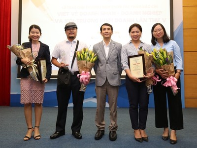 Báo Đầu tư đạt 6 giải “Bình chọn viết về doanh nghiệp – doanh nhân“