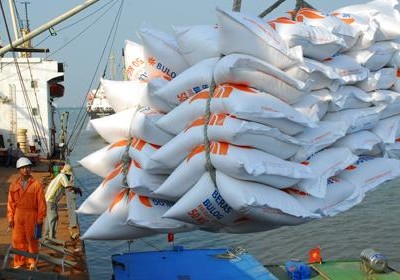 10 tháng qua, xuất khẩu nông lâm thủy sản đã mang về gần 30 tỷ USD, tăng 12,7% so với cùng kỳ năm trước. Trong đó, xuất khẩu gạo đạt trên 5,05 triệu tấn, trị giá 2,25 tỷ USD.