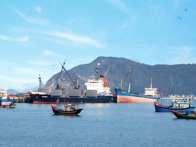 Cảng biển Hòn La- Quảng Bình Ảnh: PTSC