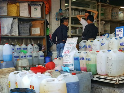 Đảm bảo an toàn trong sản xuất, kinh doanh hóa chất.