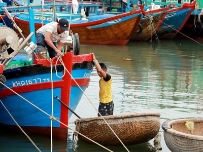 Thủ phủ tôm hùm Phú Yên mất trắng bão Damrey