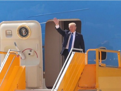 Tổng thống Mỹ Donald Trump đến Việt Nam.
