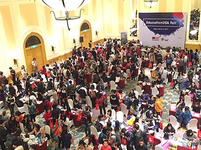 Triển lãm du học Mỹ 2017 do Đại sứ quán Mỹ tại Hà Nội tổ chức.