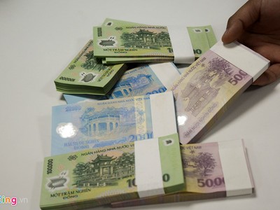 Thu nhập của các nhân viên ngành tài chính, ngân hàng tăng khá nhanh thời gian gần đây. Ảnh minh họa.