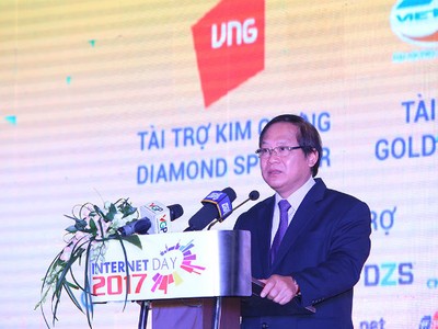 Bộ trưởng Bộ Thông tin và Truyền thông Trương Minh Tuấn phát biểu tại Lễ kỷ niệm 20 năm Internet Việt Nam.
