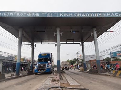 Trạm BOT An Phú. Ảnh: NLĐ