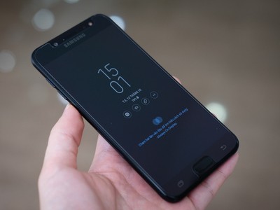 7 smartphone tầm trung nổi bật nửa cuối năm 2017