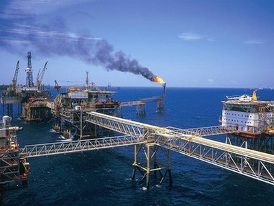 Reuters: Việt Nam đang dần trở thành nước nhập khẩu ròng dầu thô