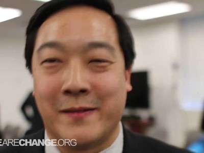 Cha đẻ Litecoin bán hết tiền ảo