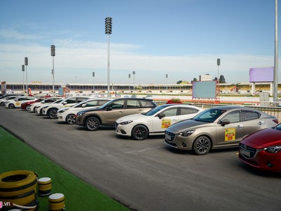 60 'xế khủng' tụ họp đua xe đầu năm tại Bình Dương